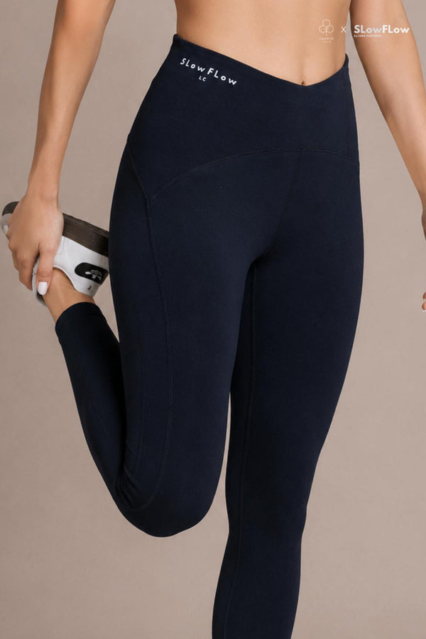 SlowFlow Straight Leggings (Carbon Black)