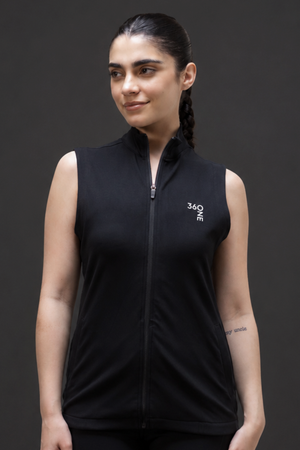 360 ONE Women's Sleeveless Jacket (Carbon Black)